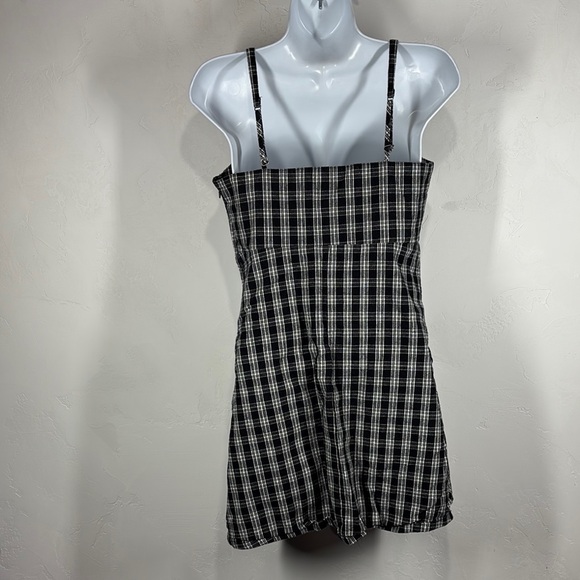 Hollister Black and White Plaid Dress size medium - Picture 6 of 10